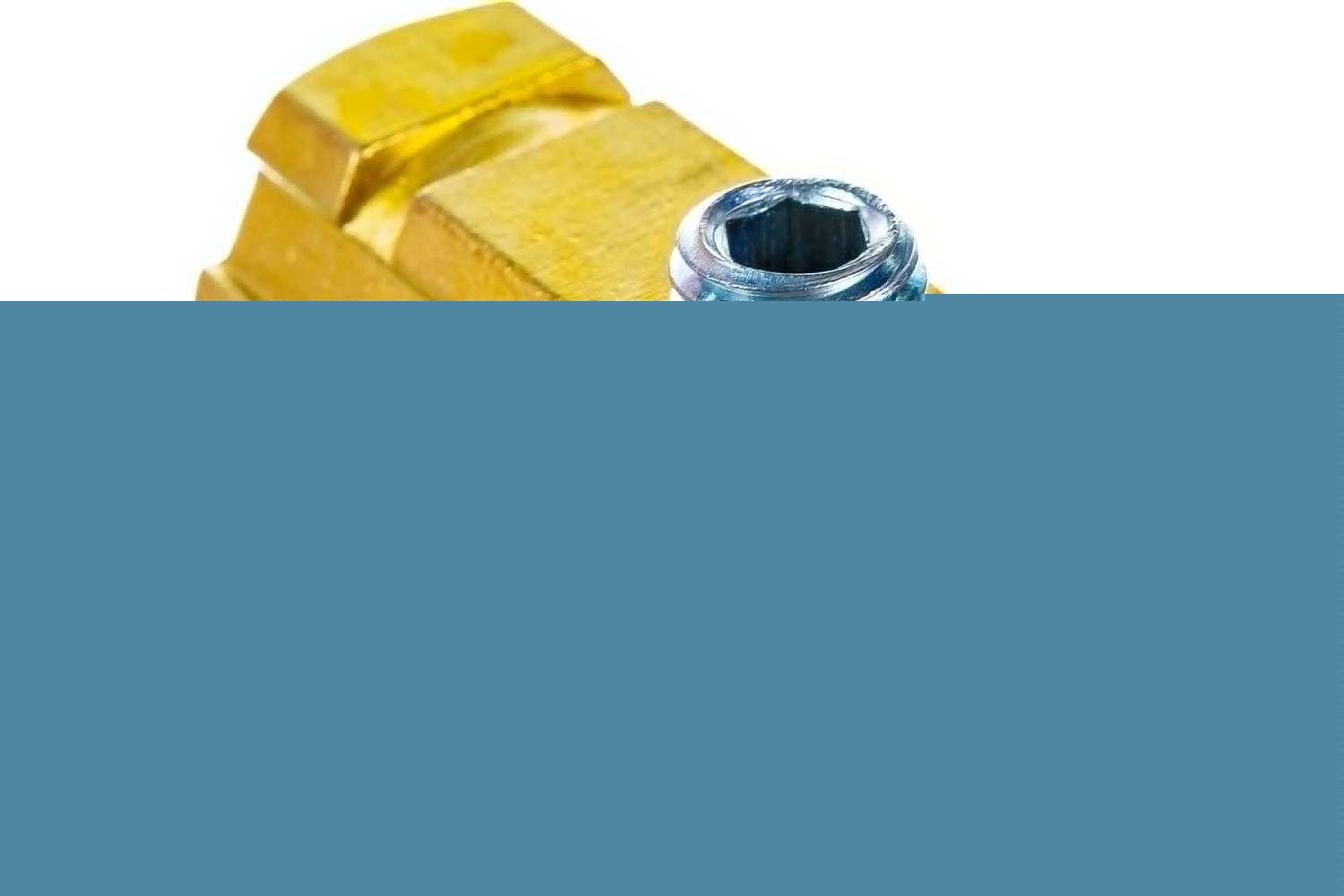 59560704